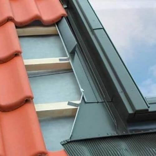 Pitched Roof Window Flashing For Interlocking Tiles Up To 90mm Profile - 550mm x 1180mm
