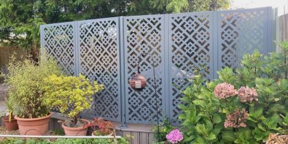 Choosing the right privacy screen for your projects