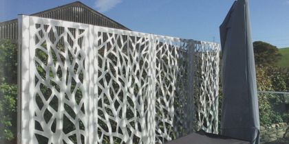 How To Fit A Privacy Screen